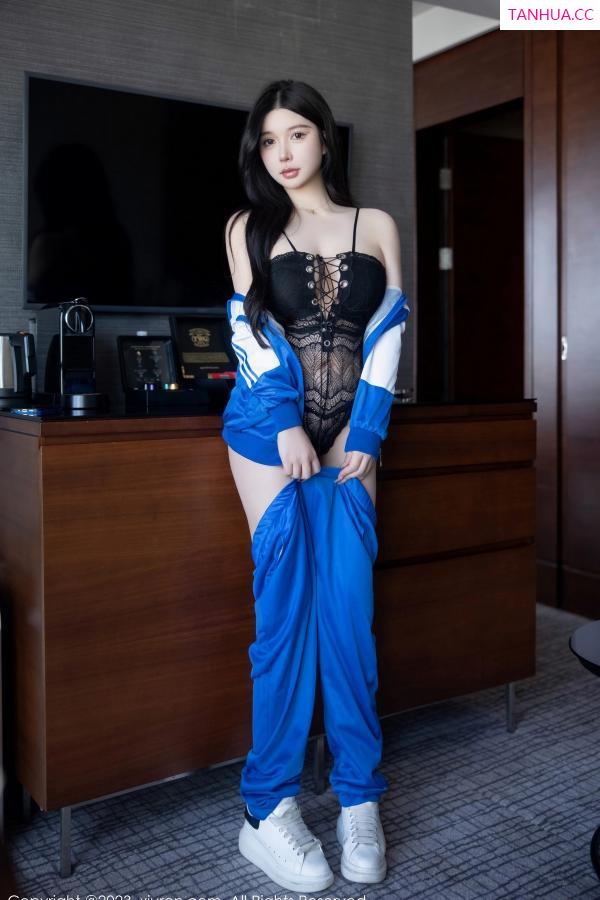   [XiuRen]高清写真图 2023.04.28 No.6660 林珊珊 运动服美腿第40张图片
